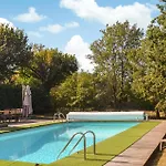 Tatil Evi Cozy In Marcillac-saint-quenti With Kitchen