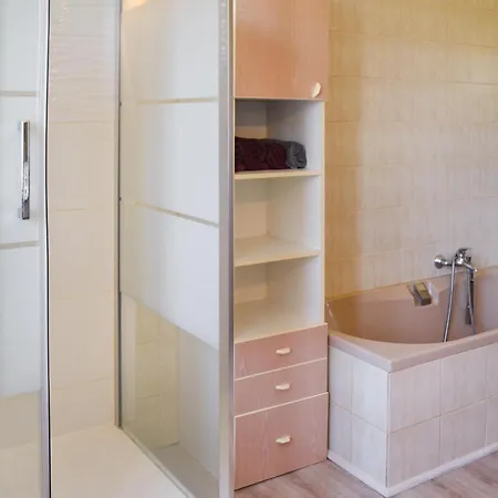 Cozy In Marcillac-saint-quenti With Kitchen