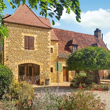 Cozy In Marcillac-saint-quenti With Kitchen Holiday home *