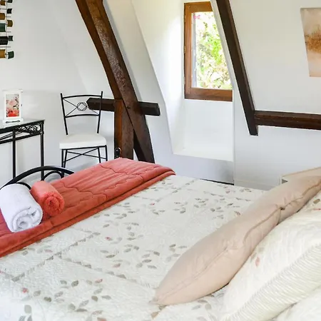 Cozy In Marcillac-saint-quenti * Marcillac-Saint-Quentin