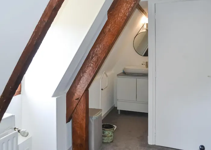 Cozy In Marcillac-saint-quenti With Kitchen *